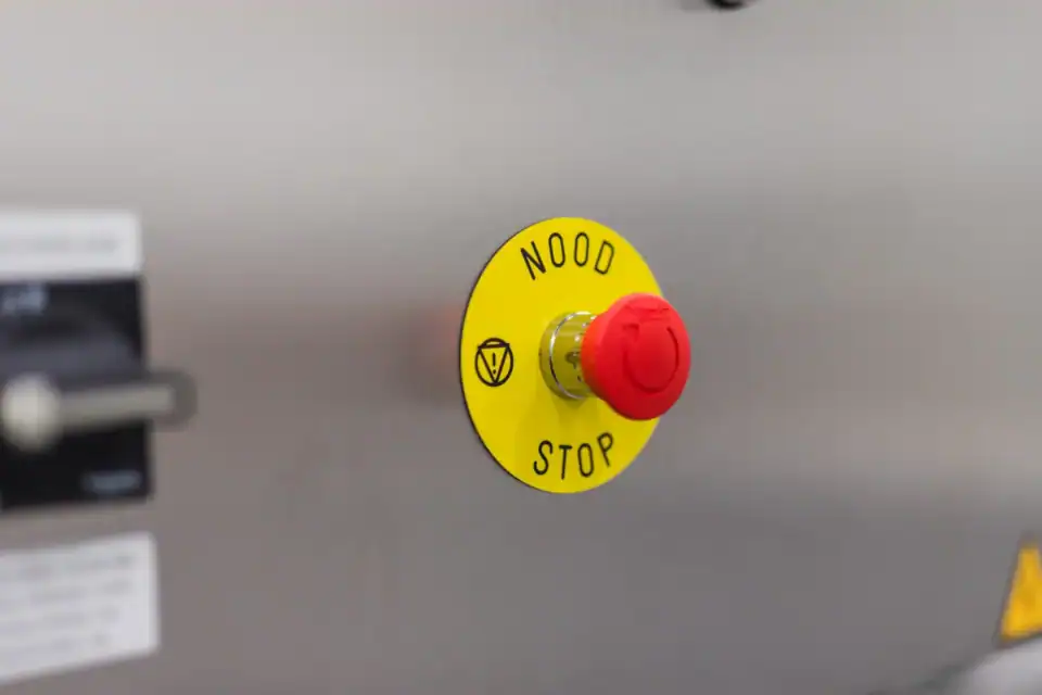 Mobiel procesvat noodstop detail